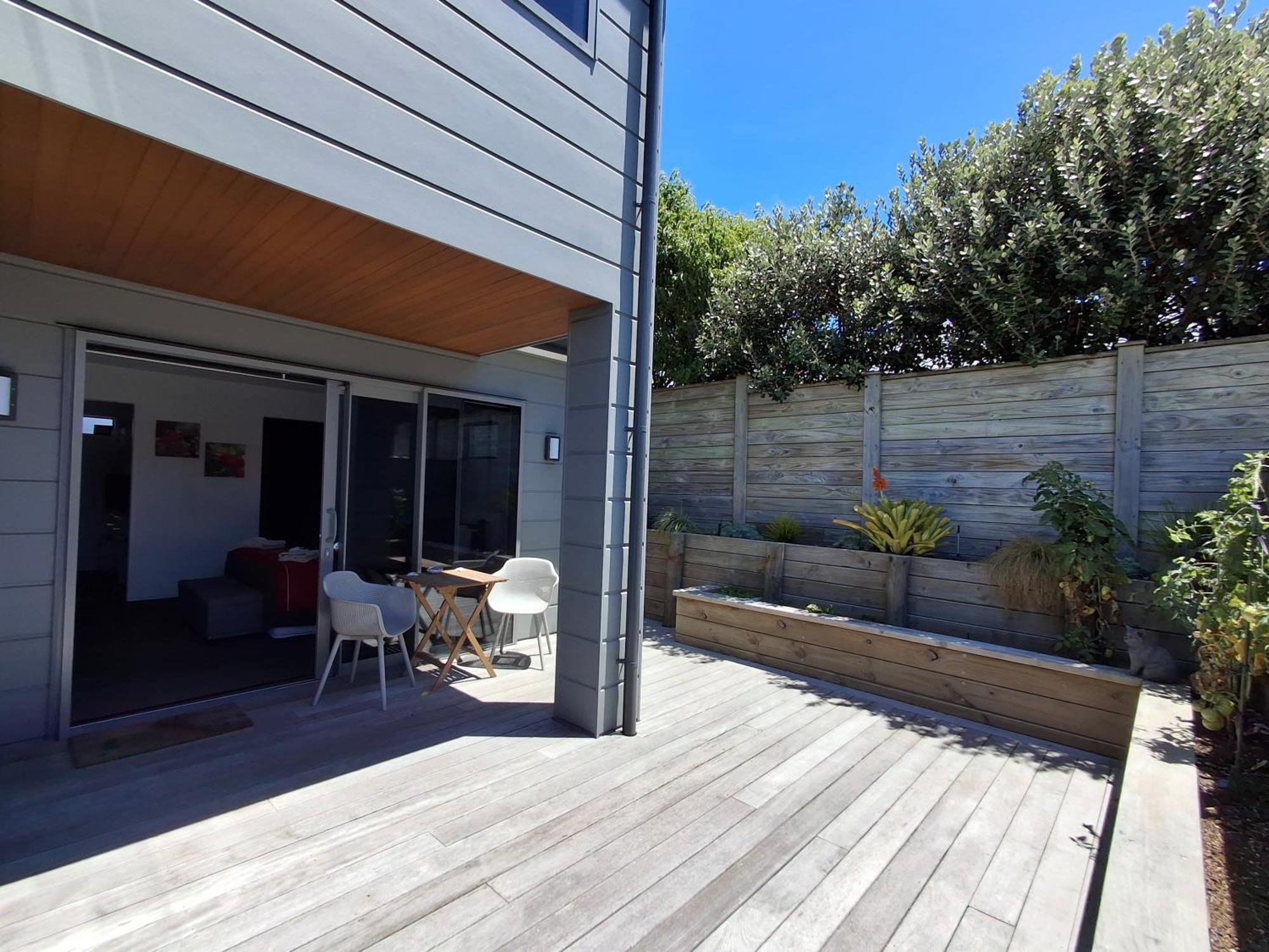 Papamoa Beach, Pohutukawa Deluxe Studio, On Hugoway Экстерьер фото